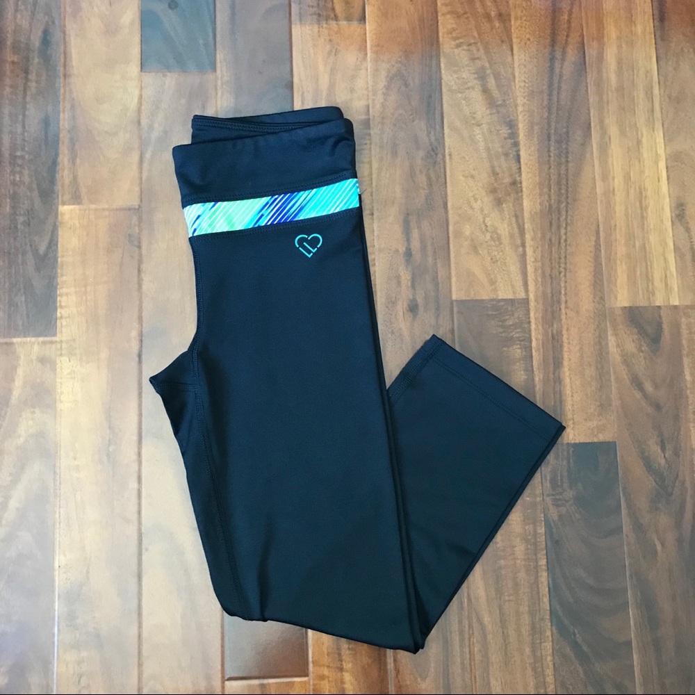 Aeropostale Cropped Black Leggings Size XS